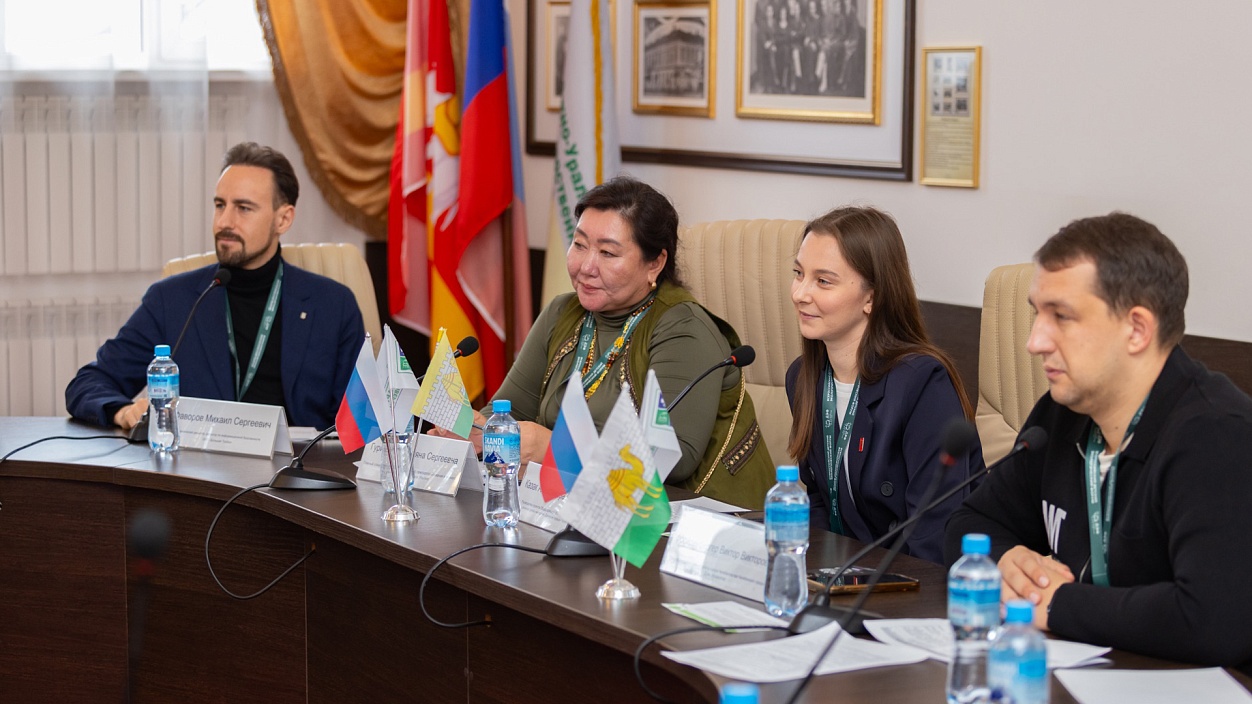 Большая Тройка в числе экспертов Всероссийского детского экологического форума